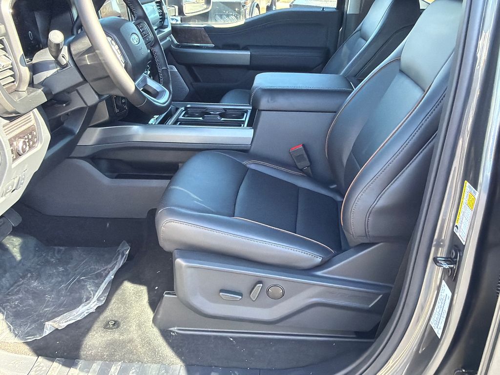 Thumbnail: 2026 Ford F-250 - 9
