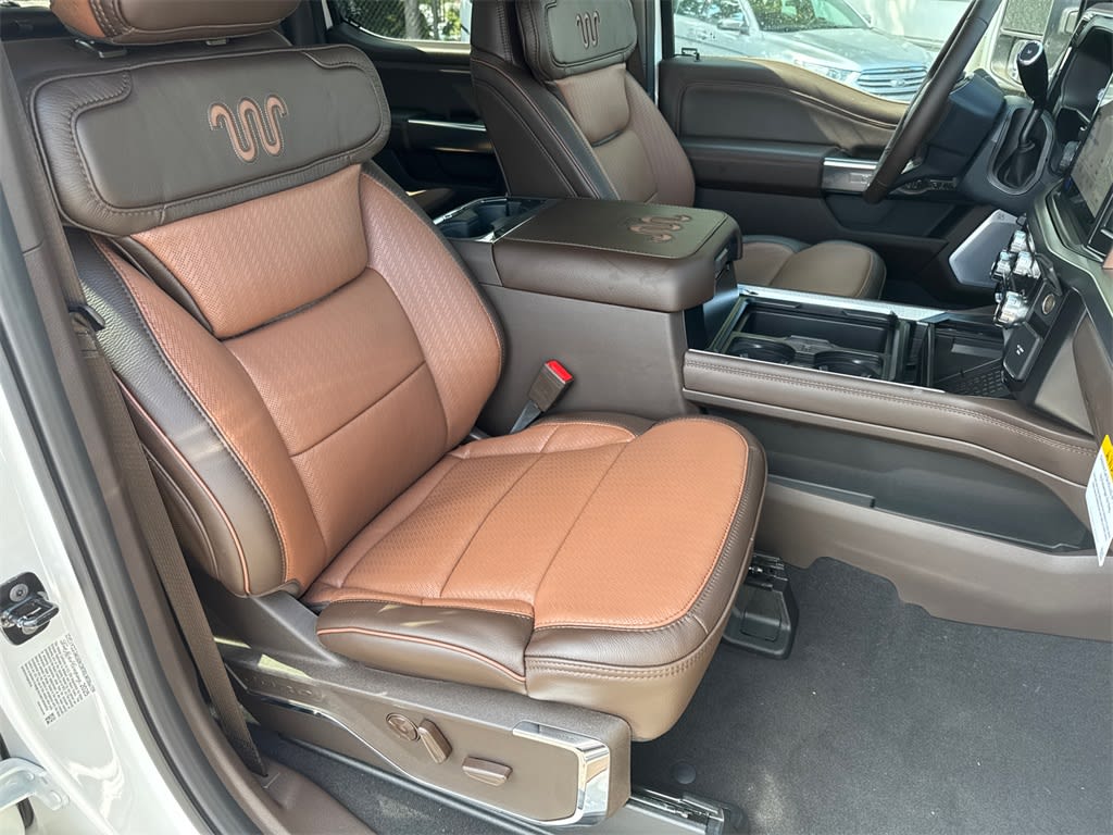 Thumbnail: 2025 Ford F-350 - 9