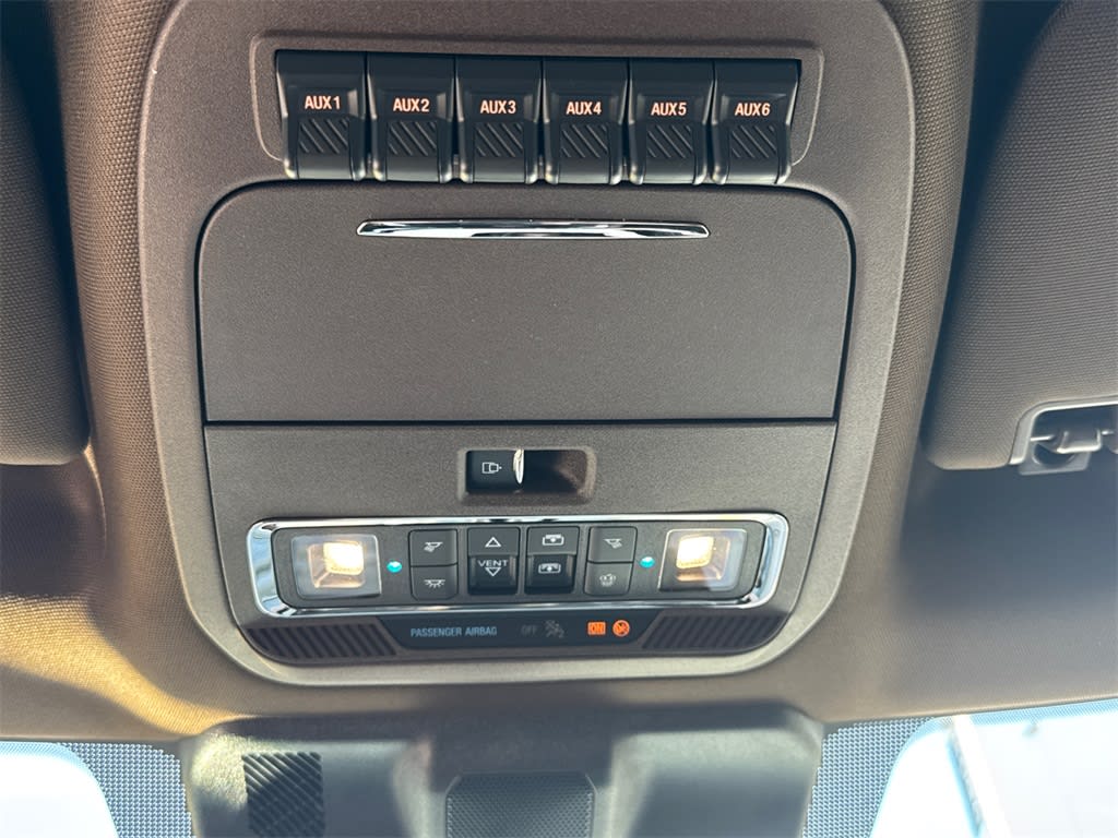 Thumbnail: 2025 Ford F-350 - 32