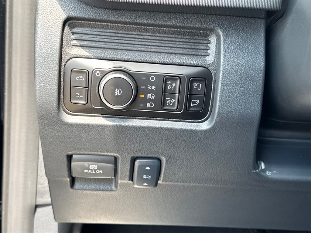 Thumbnail: 2026 Ford F-350 - 32