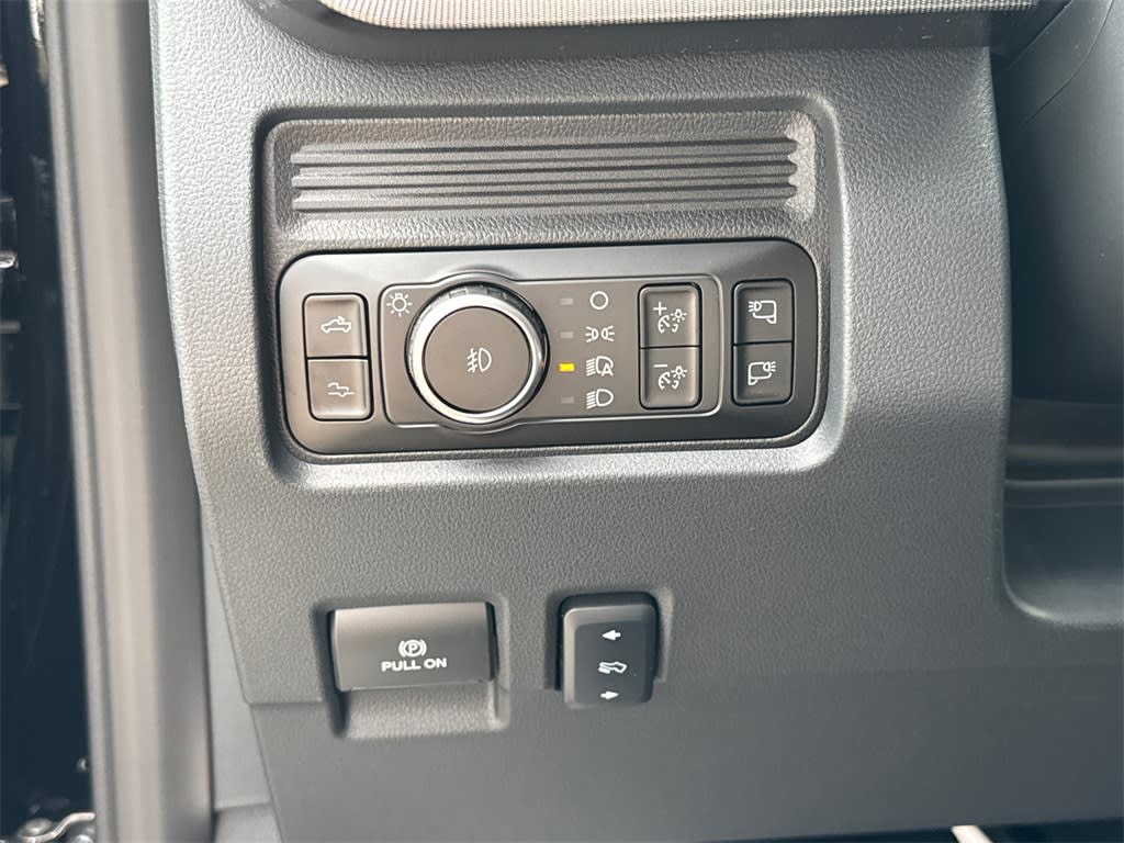 Thumbnail: 2026 Ford F-350 - 32