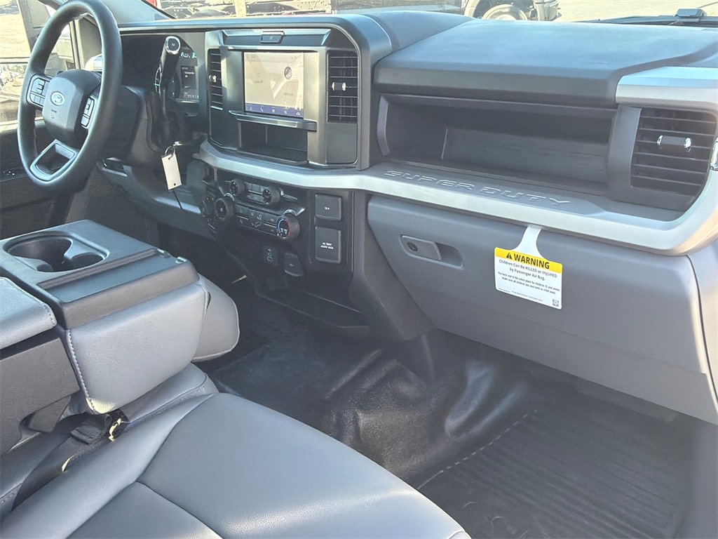 Thumbnail: 2025 Ford F-350 - 2