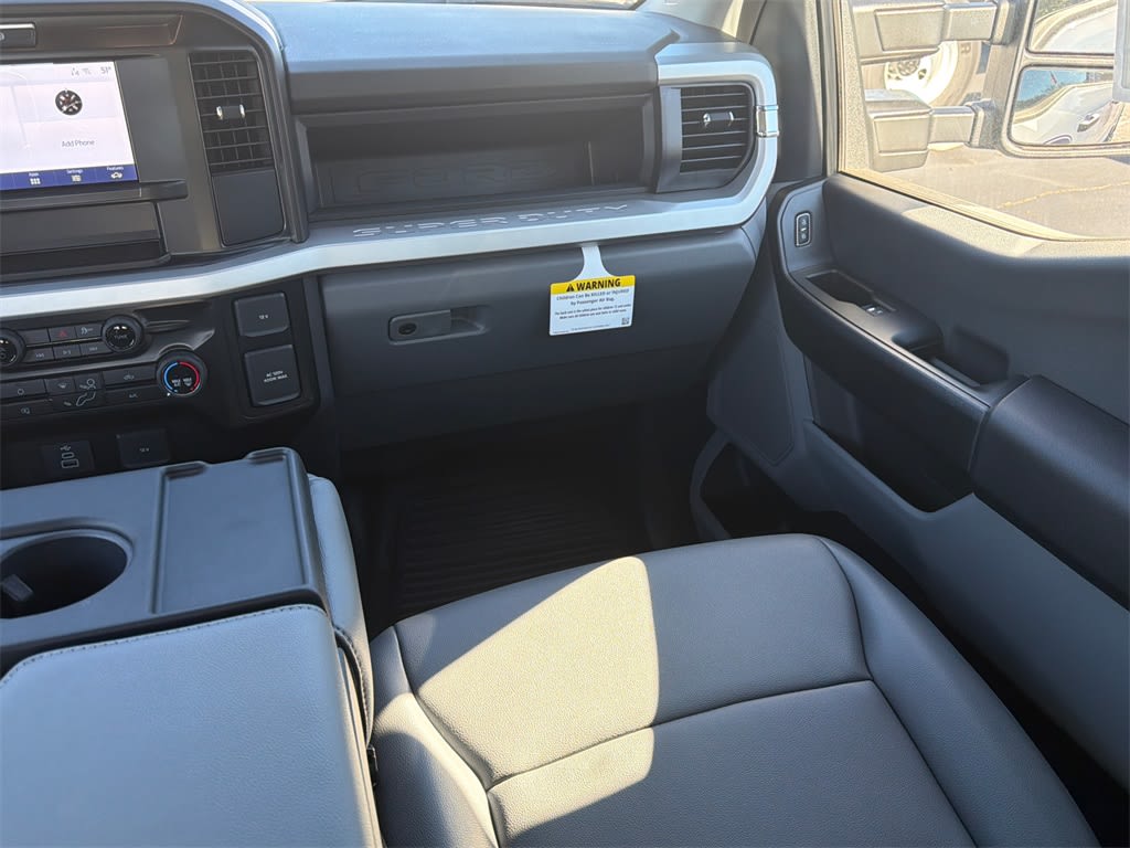 Thumbnail: 2025 Ford F-350 - 13