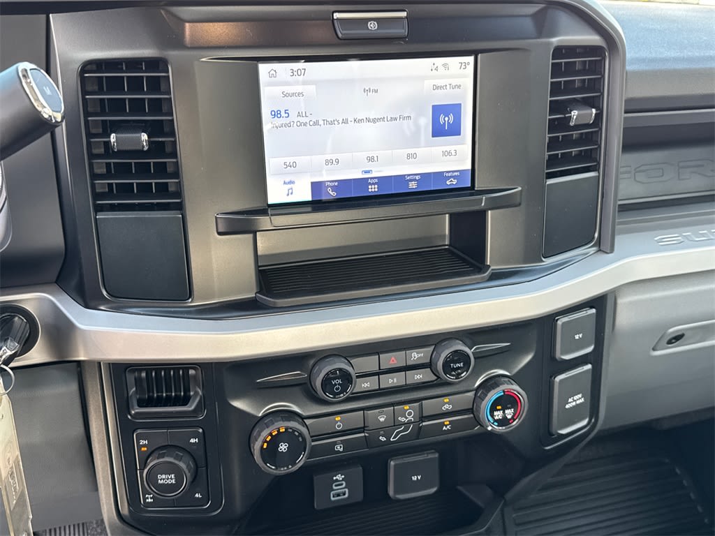 Thumbnail: 2025 Ford F-350 - 14