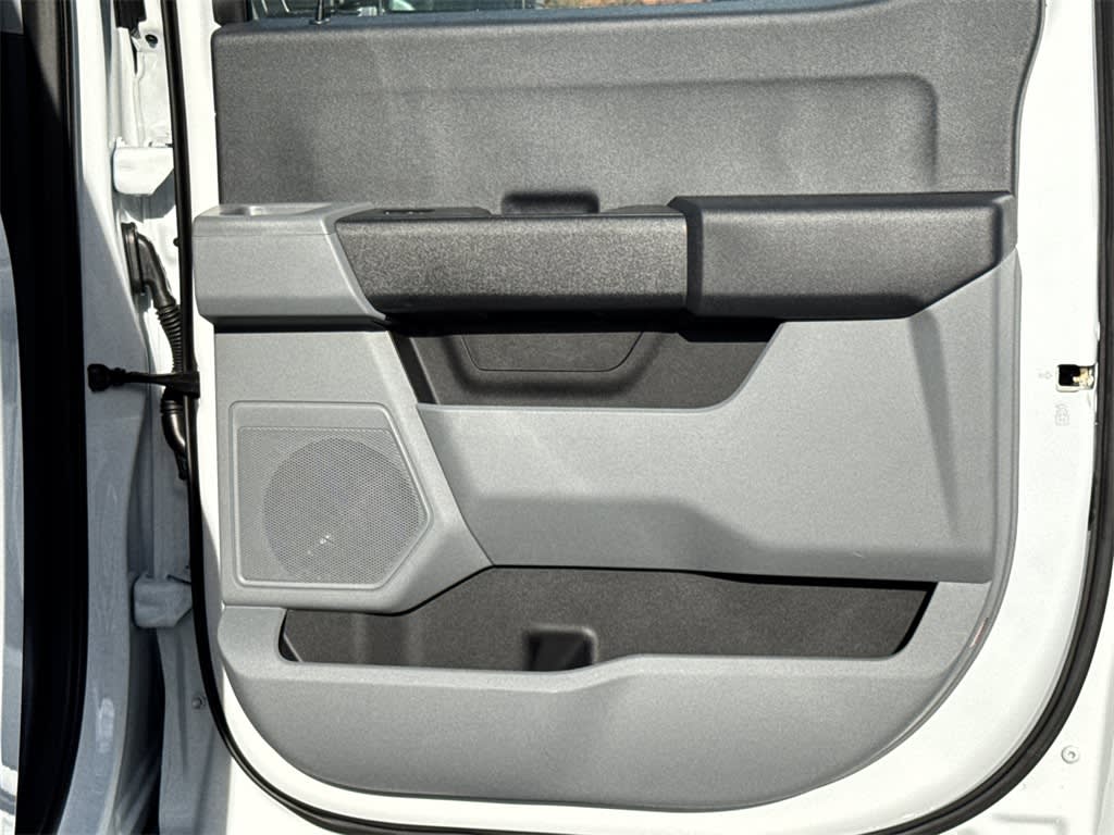 Thumbnail: 2025 Ford F-350 - 22