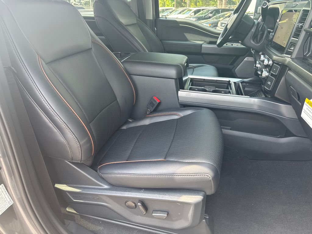 Thumbnail: 2025 Ford F-350 - 9