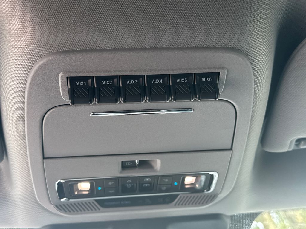 Thumbnail: 2025 Ford F-350 - 34