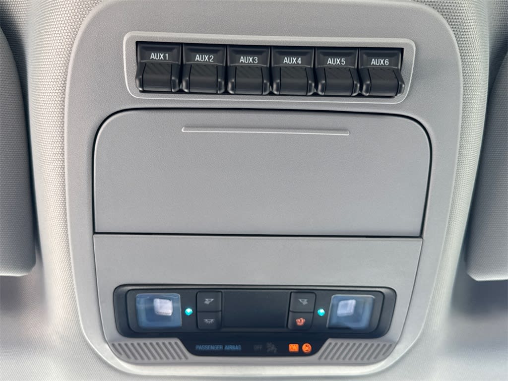 Thumbnail: 2025 Ford F-350 - 31