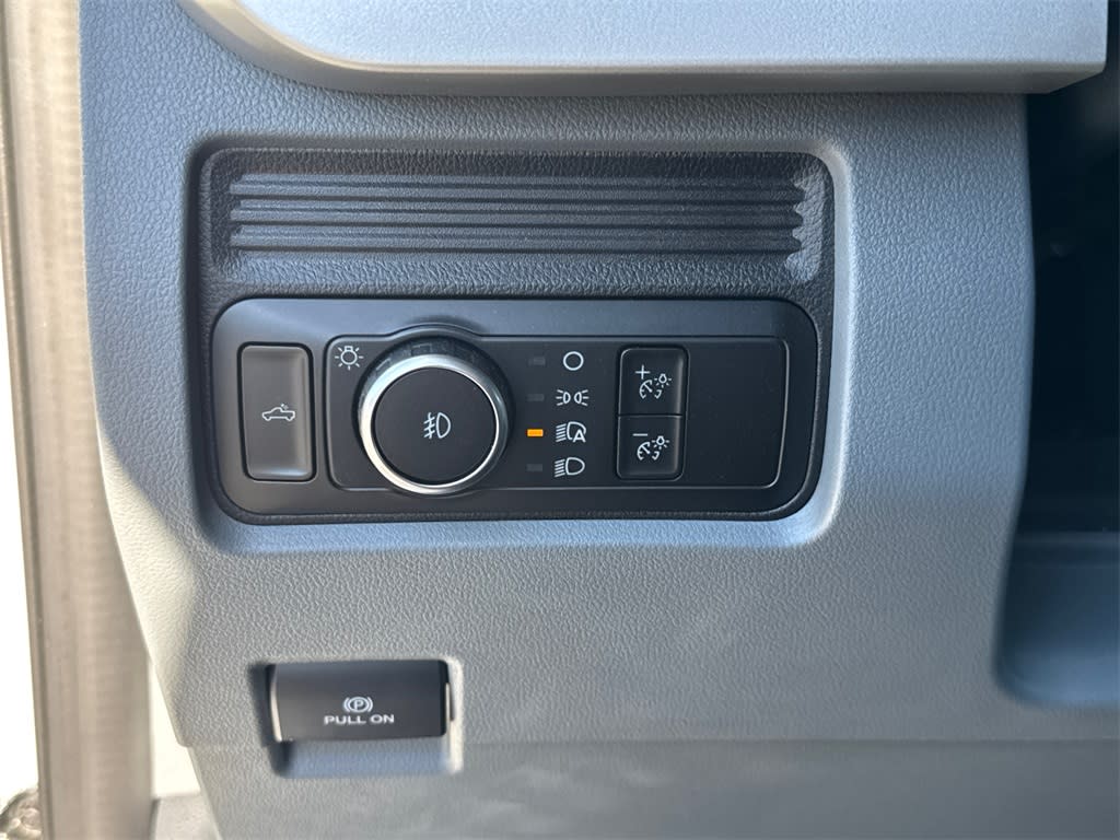 Thumbnail: 2025 Ford F-350 - 30