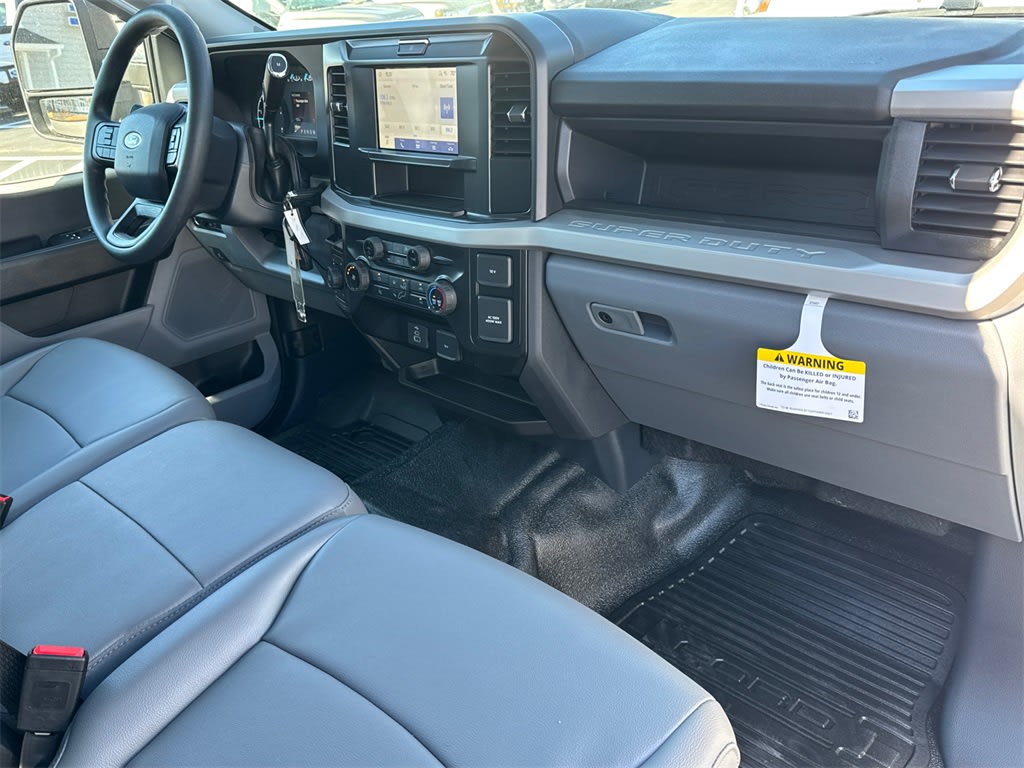 Thumbnail: 2025 Ford F-350 - 2