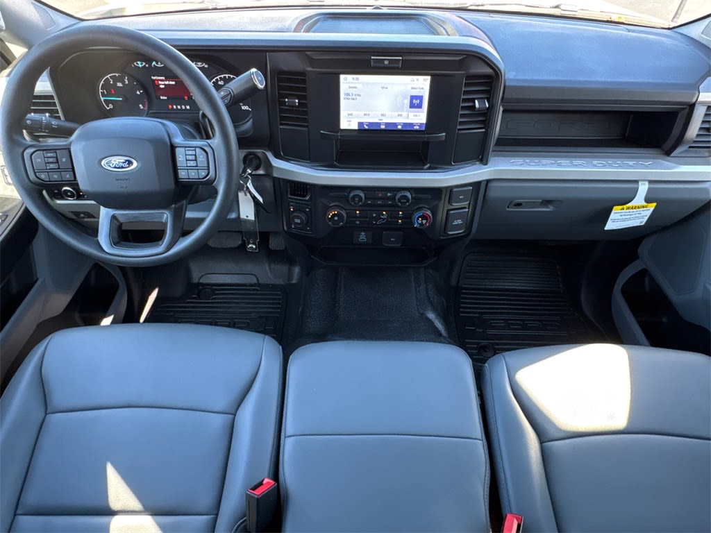 Thumbnail: 2025 Ford F-350 - 9