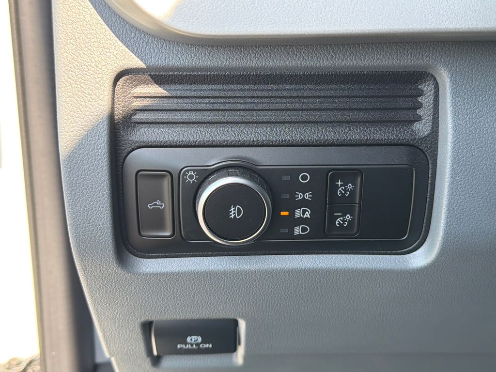 Thumbnail: 2025 Ford F-350 - 32