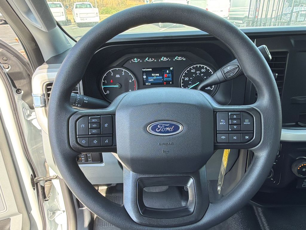 Thumbnail: 2025 Ford F-350 - 26