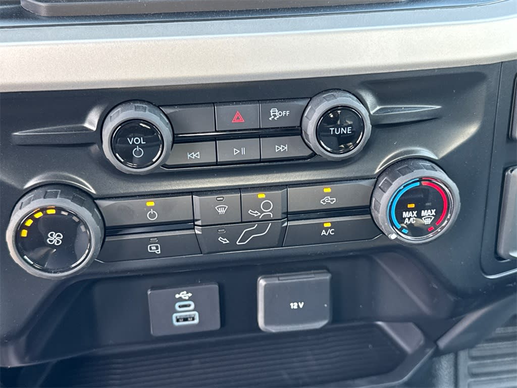 Thumbnail: 2026 Ford F-350 - 29