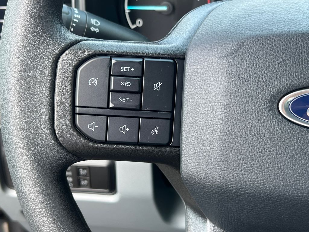 Thumbnail: 2025 Ford F-350 - 25