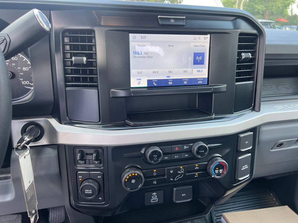 Thumbnail: 2025 Ford F-350 - 14