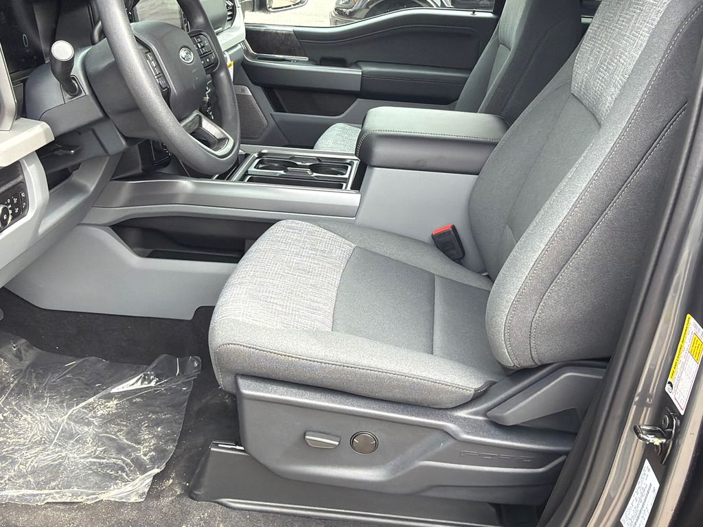 Thumbnail: 2026 Ford F-350 - 9