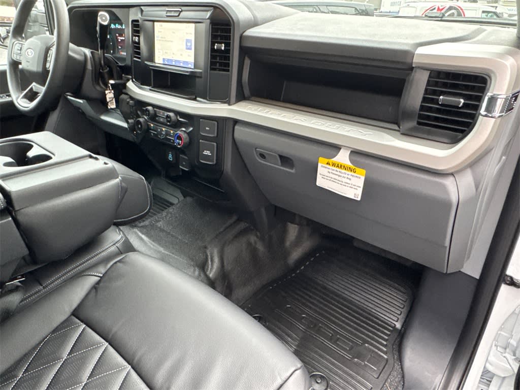 Thumbnail: 2025 Ford F-350 - 2