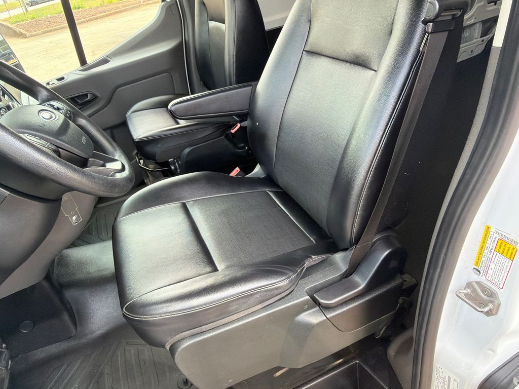 Thumbnail: 2024 Ford Transit Series - 9