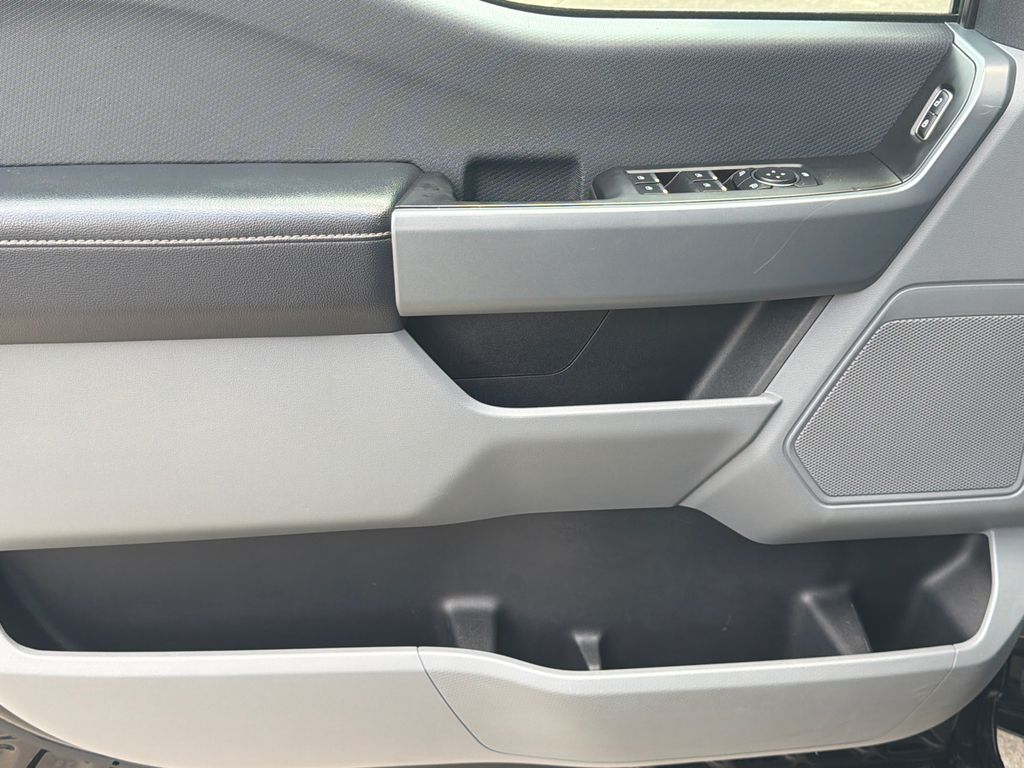 Thumbnail: 2023 Ford F-150 - 21