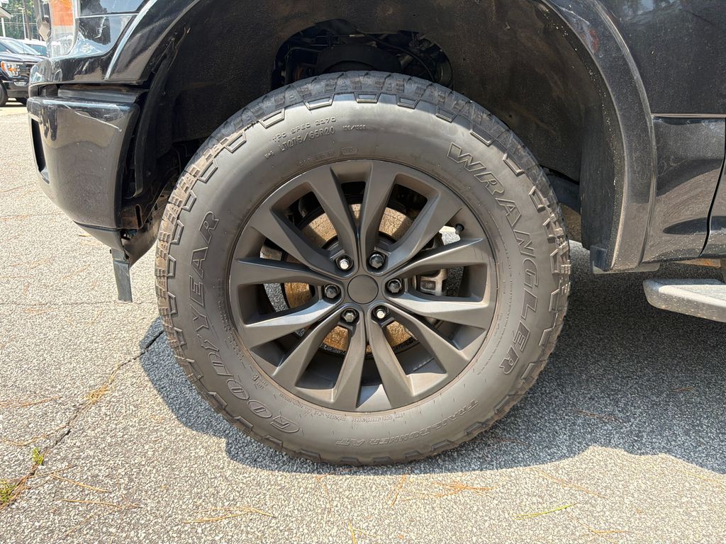 Thumbnail: 2019 Ford F-150 - 5