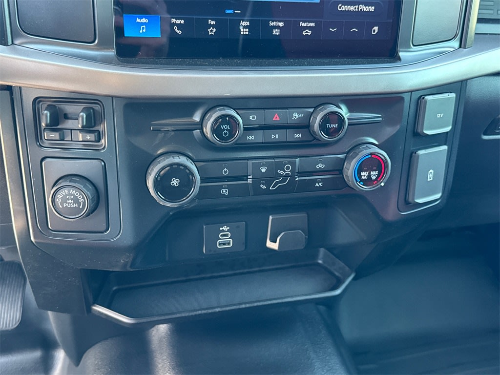 Thumbnail: 2025 Ford F-150 - 32