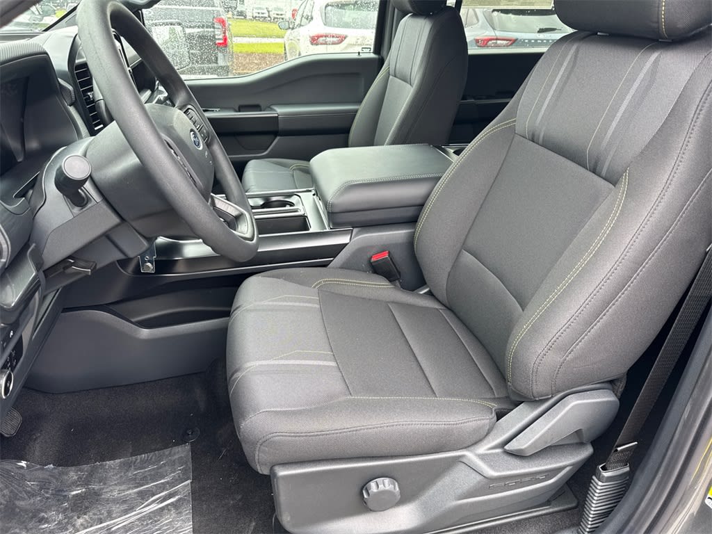 Thumbnail: 2025 Ford F-150 - 9