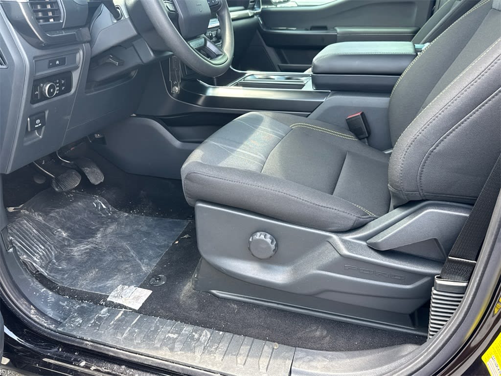 Thumbnail: 2025 Ford F-150 - 9