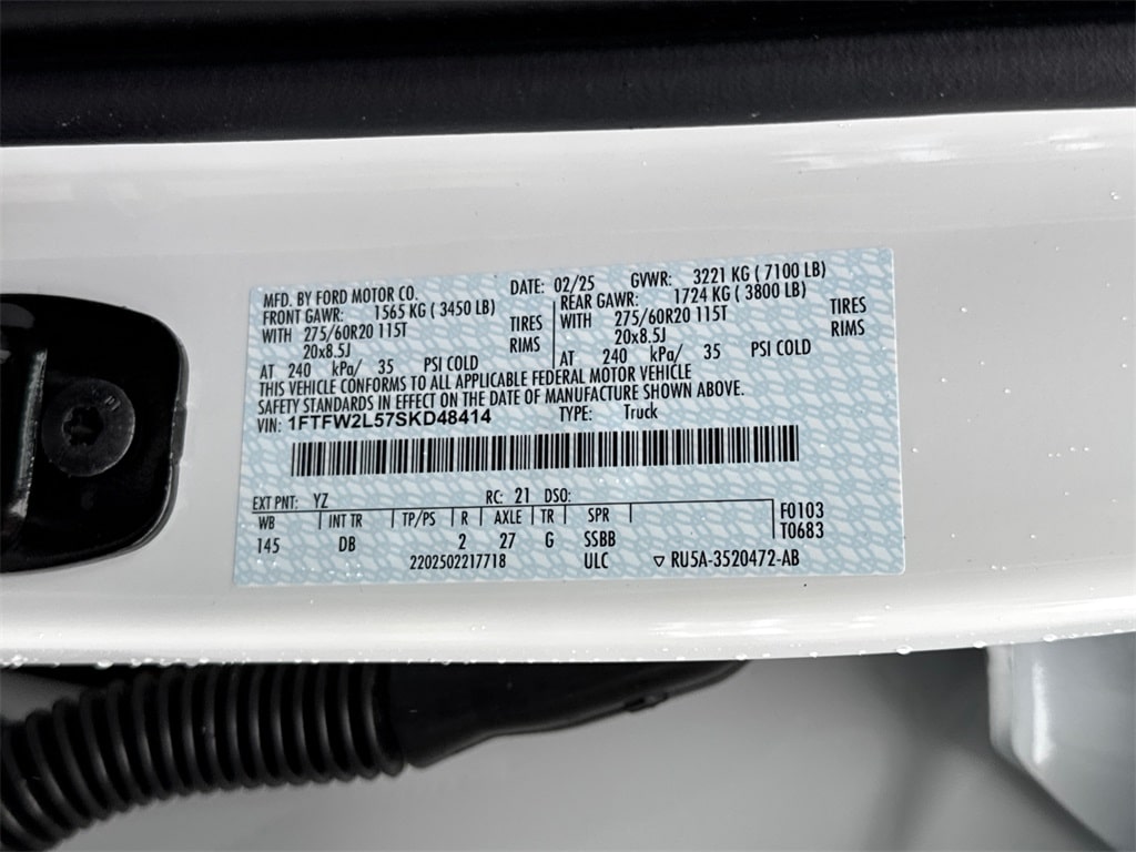2025 Ford F-150 STX 17