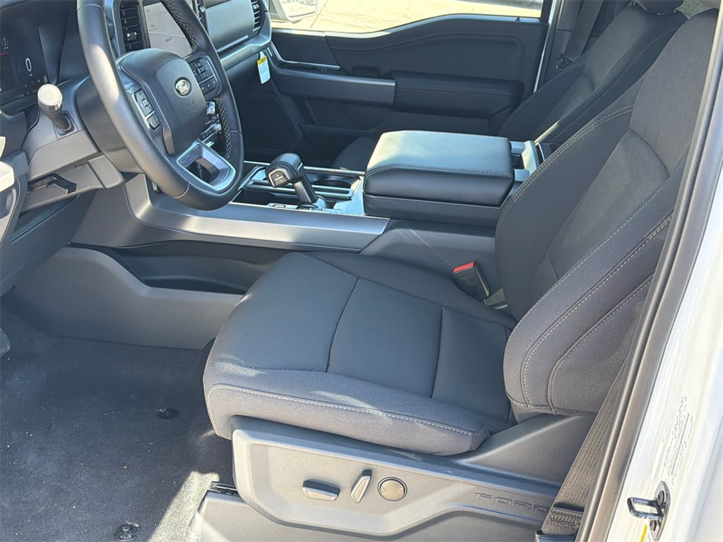 Thumbnail: 2025 Ford F-150 - 9