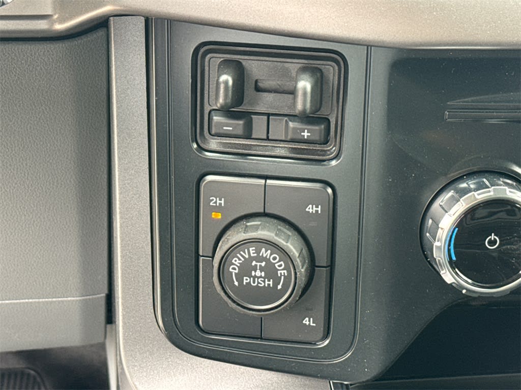 2025 Ford F-150 XLT 31