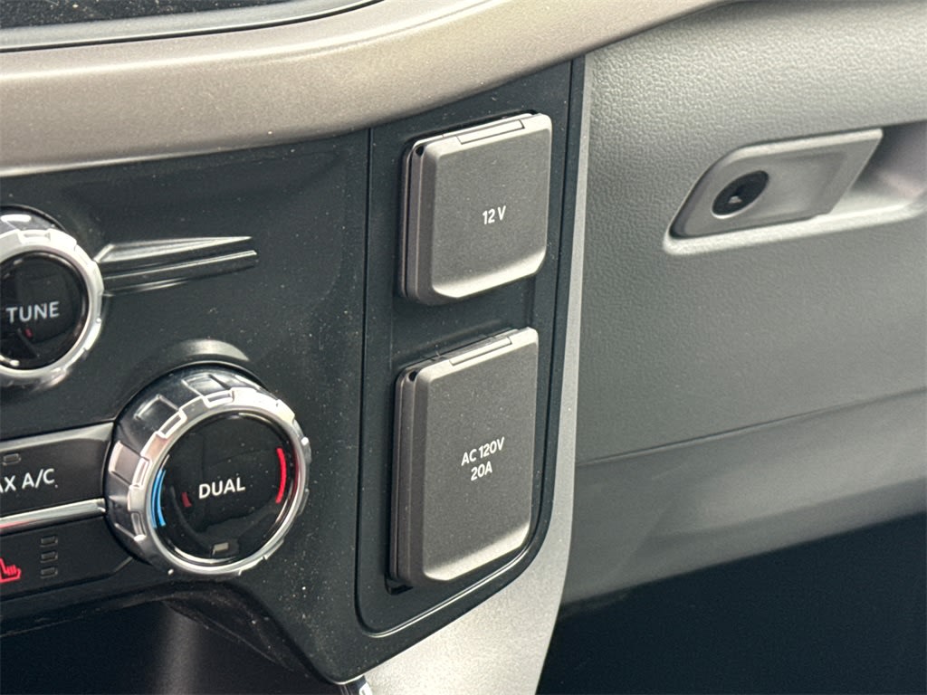 2025 Ford F-150 XLT 30