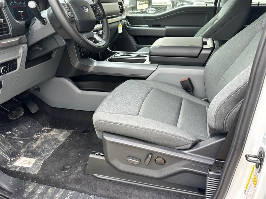 2025 Ford F-150 XLT 9