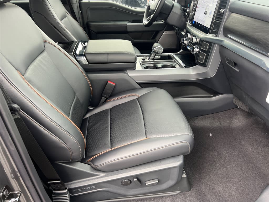 2025 Ford F-150 Lariat 23