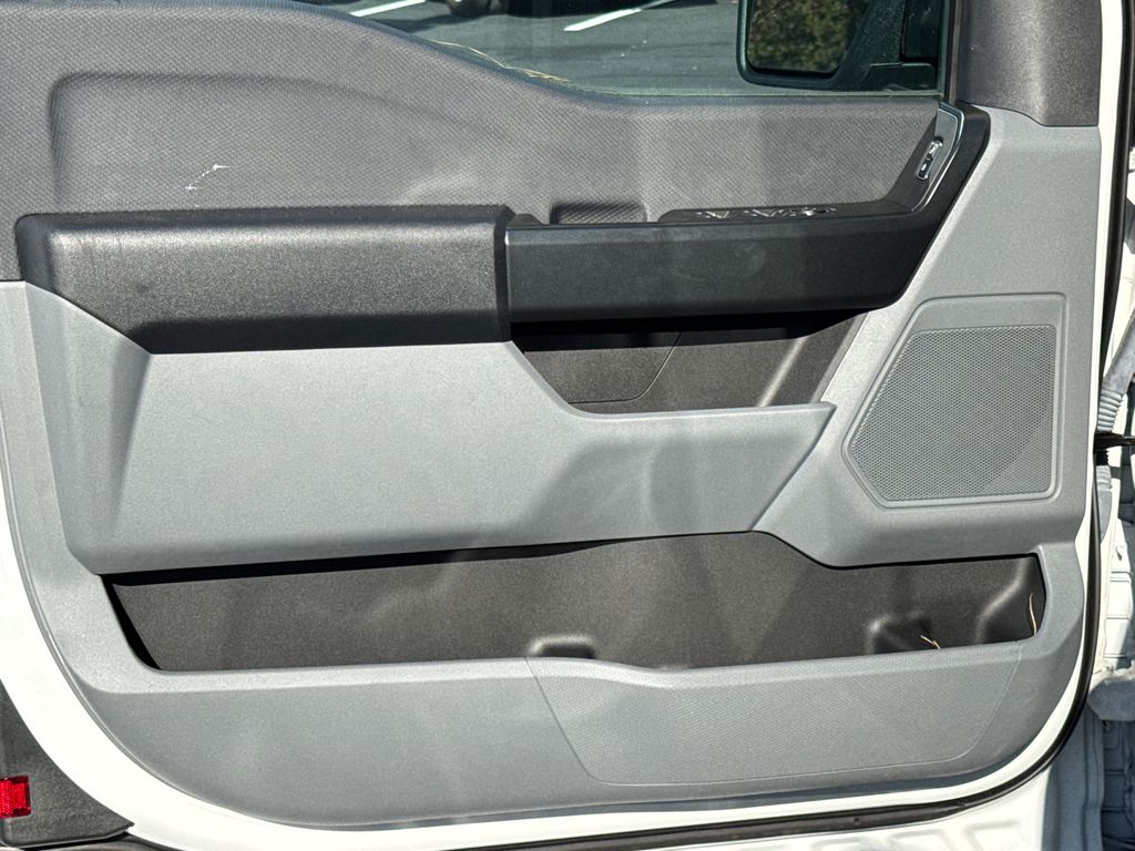 Thumbnail: 2023 Ford F-150 - 21