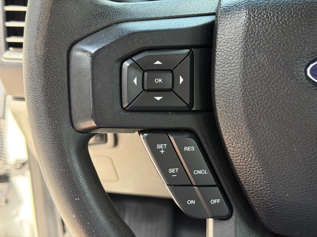 Thumbnail: 2015 Ford F-150 - 20