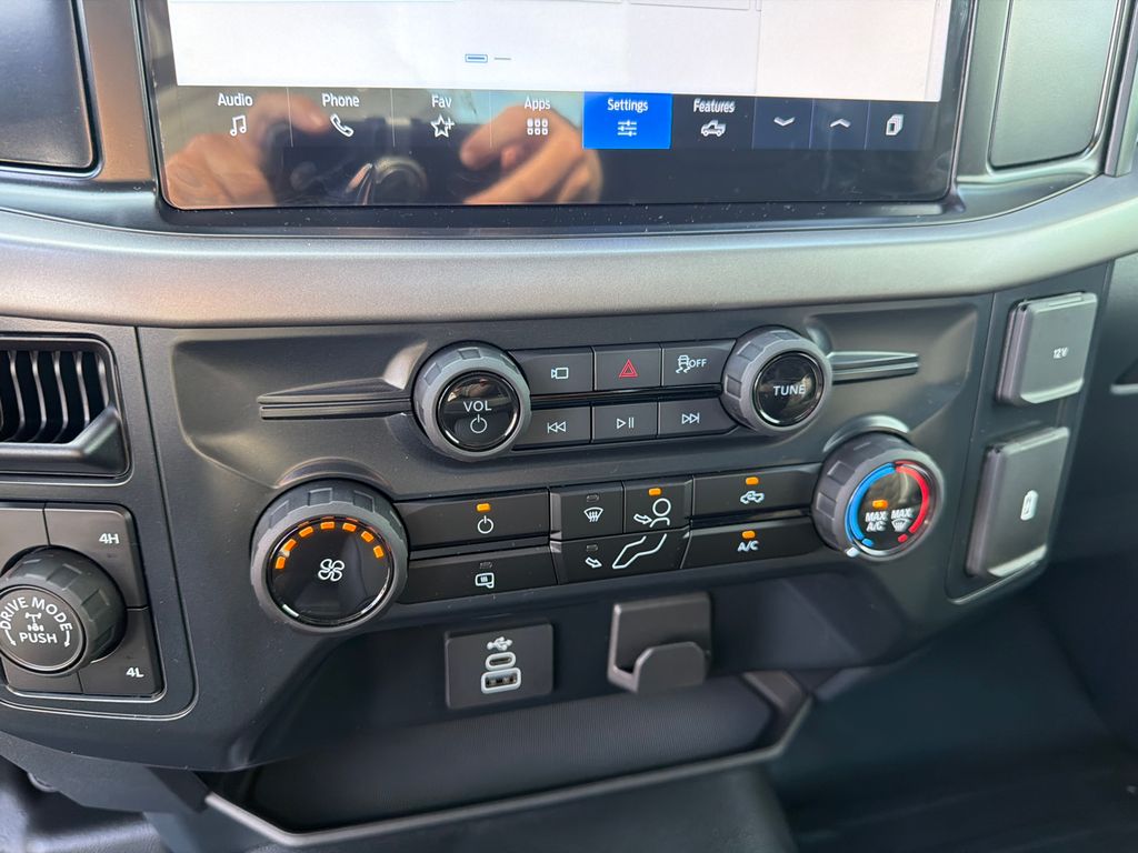 Thumbnail: 2026 Ford F-150 - 27
