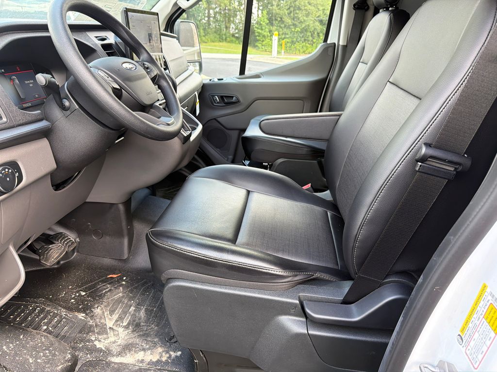 Thumbnail: 2026 Ford Transit Series - 9