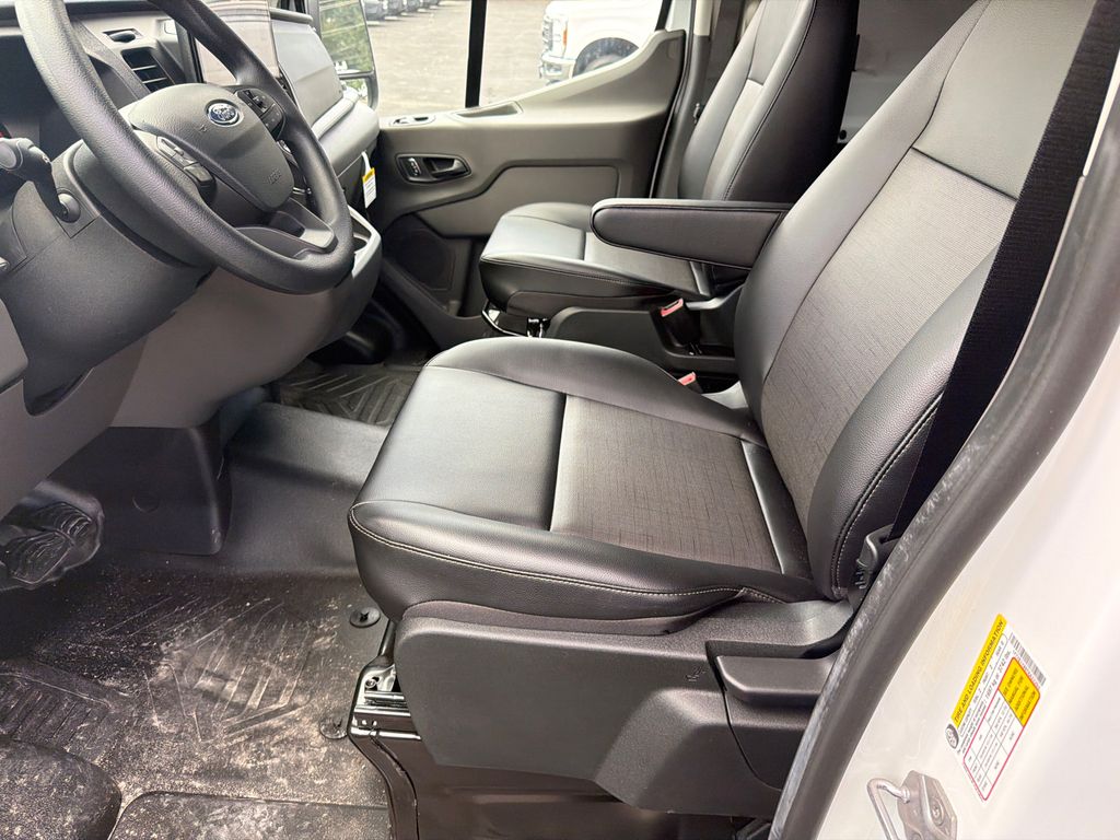 Thumbnail: 2026 Ford Transit Series - 9