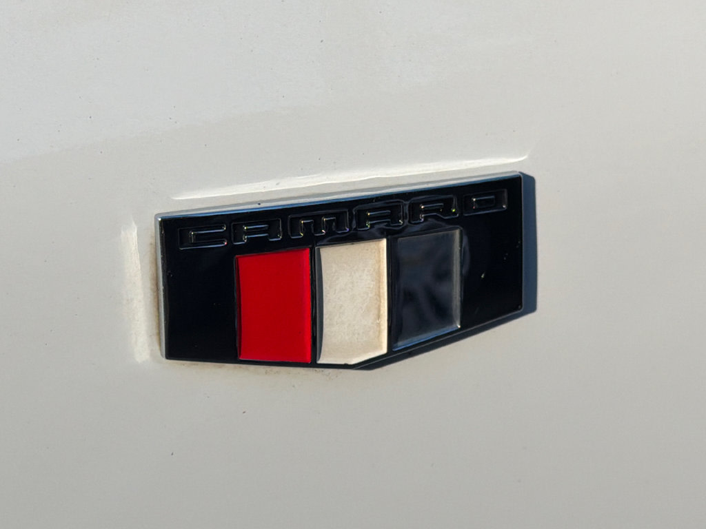 Thumbnail: 2017 Chevrolet Camaro - 4