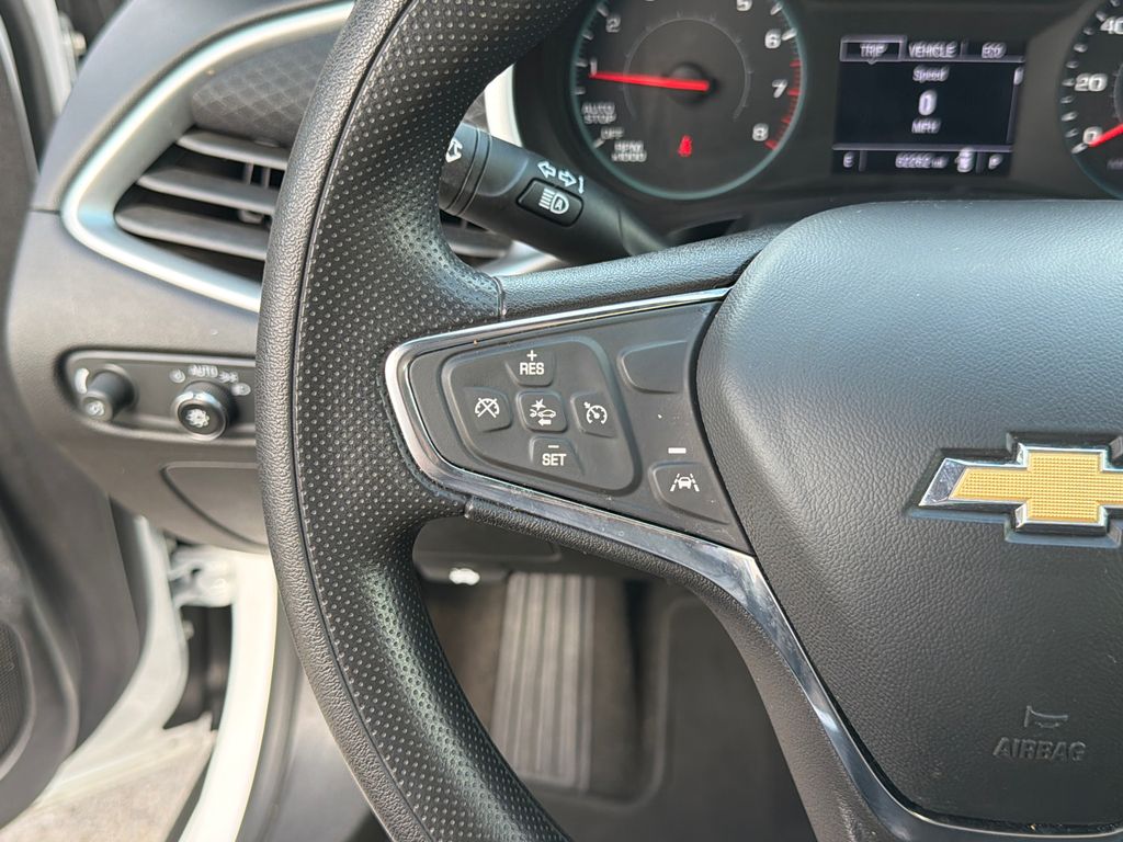 Thumbnail: 2024 Chevrolet Malibu - 27