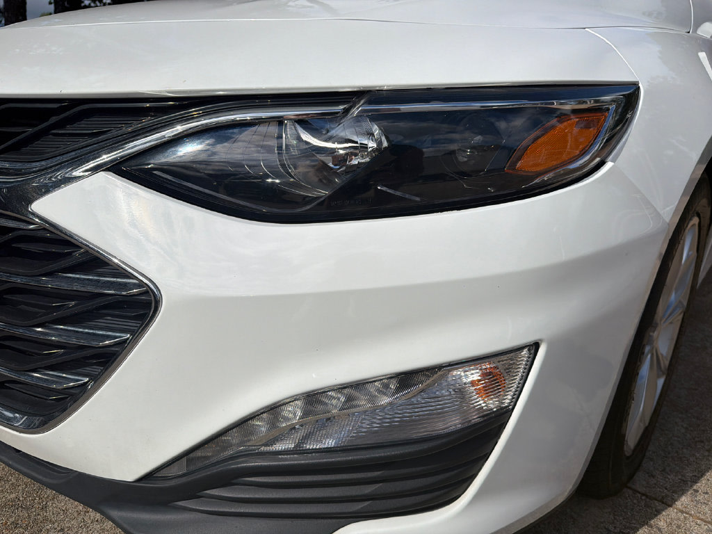Thumbnail: 2023 Chevrolet Malibu - 9