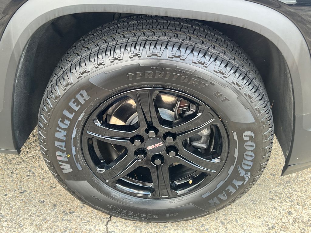 Thumbnail: 2022 GMC Acadia - 20