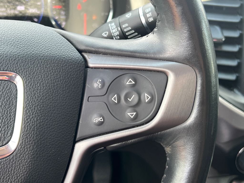 Thumbnail: 2022 GMC Acadia - 30