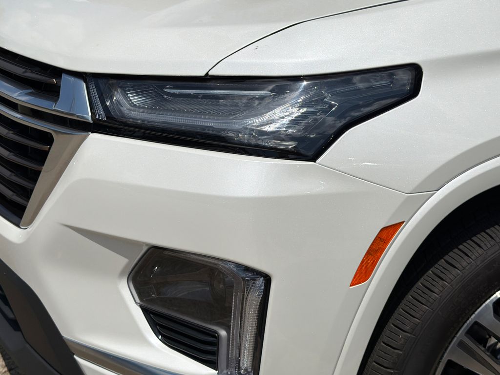 Thumbnail: 2024 Chevrolet Traverse - 9