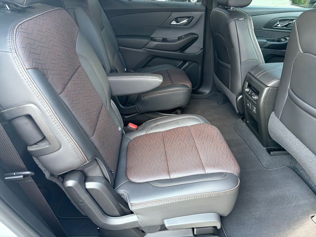 Thumbnail: 2024 Chevrolet Traverse - 11