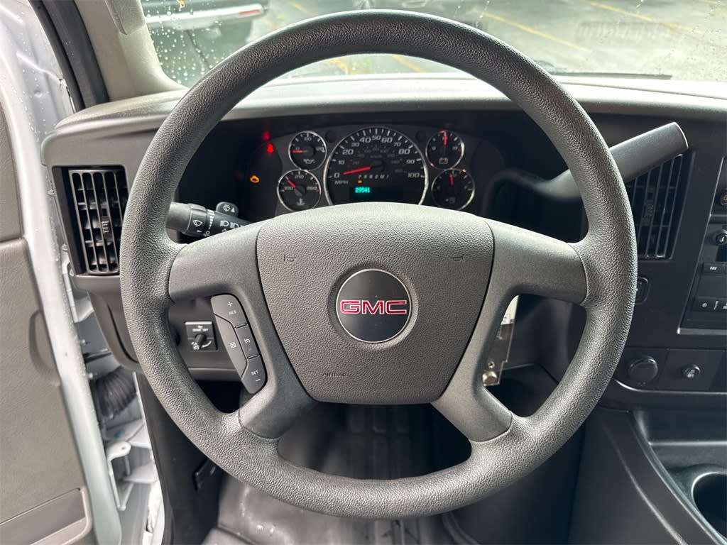Thumbnail: 2023 GMC Savana - 24