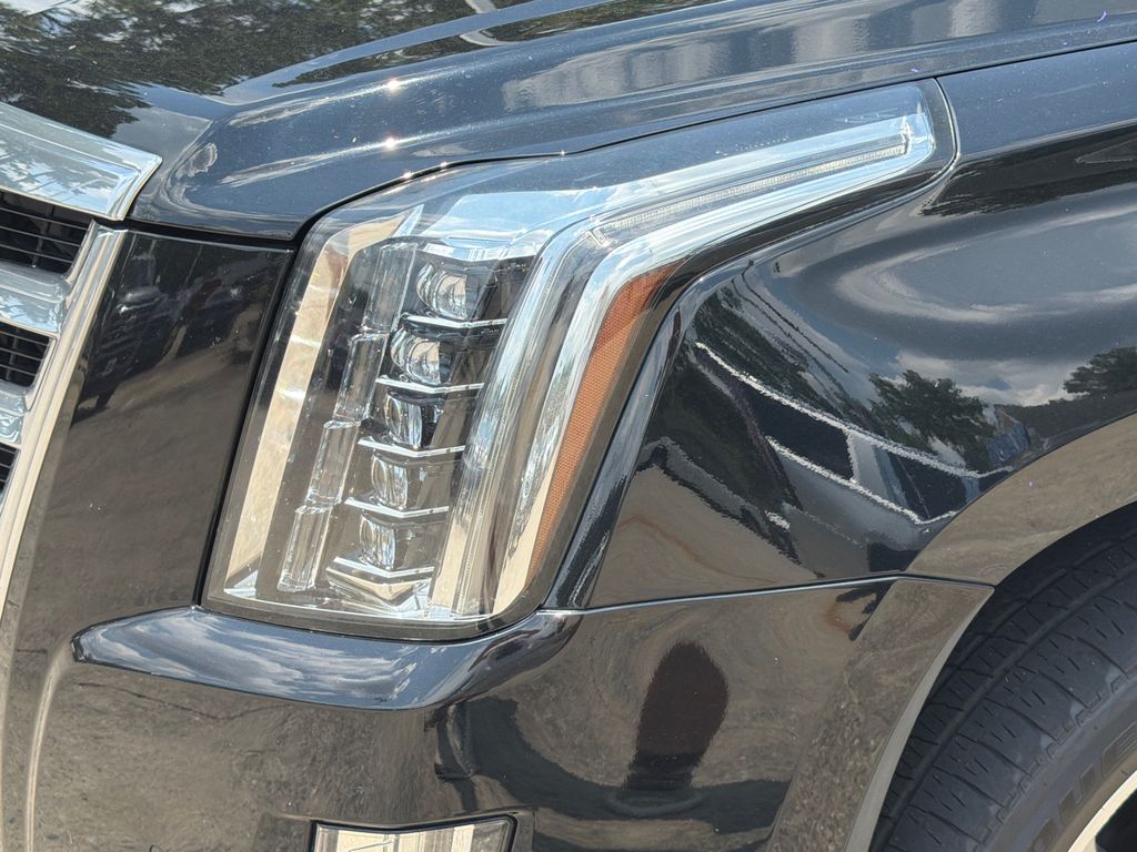 Thumbnail: 2020 Cadillac Escalade - 12