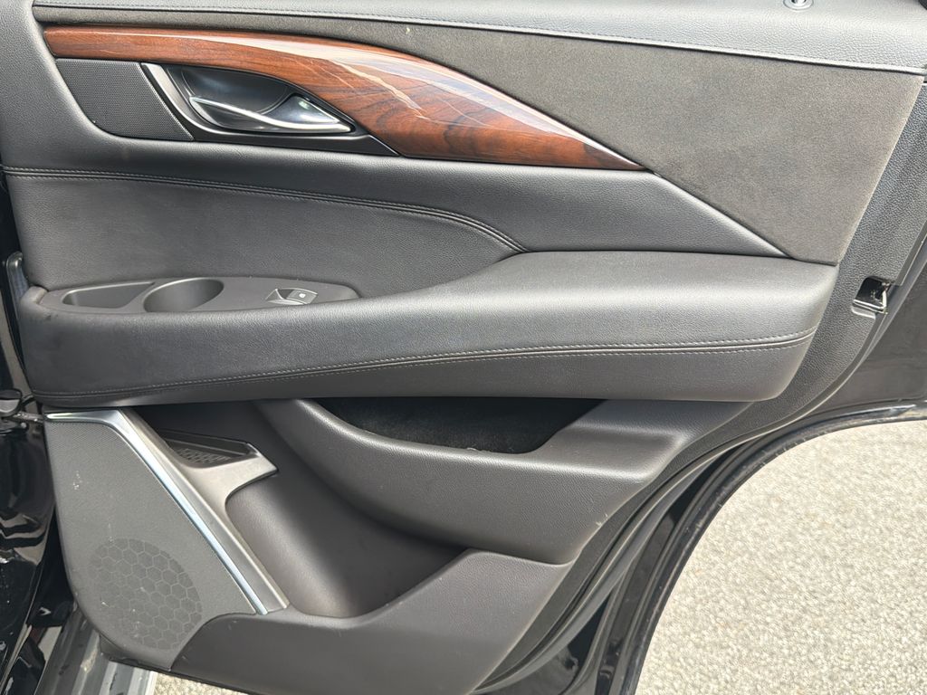 Thumbnail: 2020 Cadillac Escalade - 22