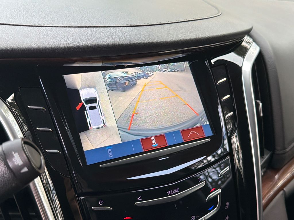 Thumbnail: 2020 Cadillac Escalade - 29